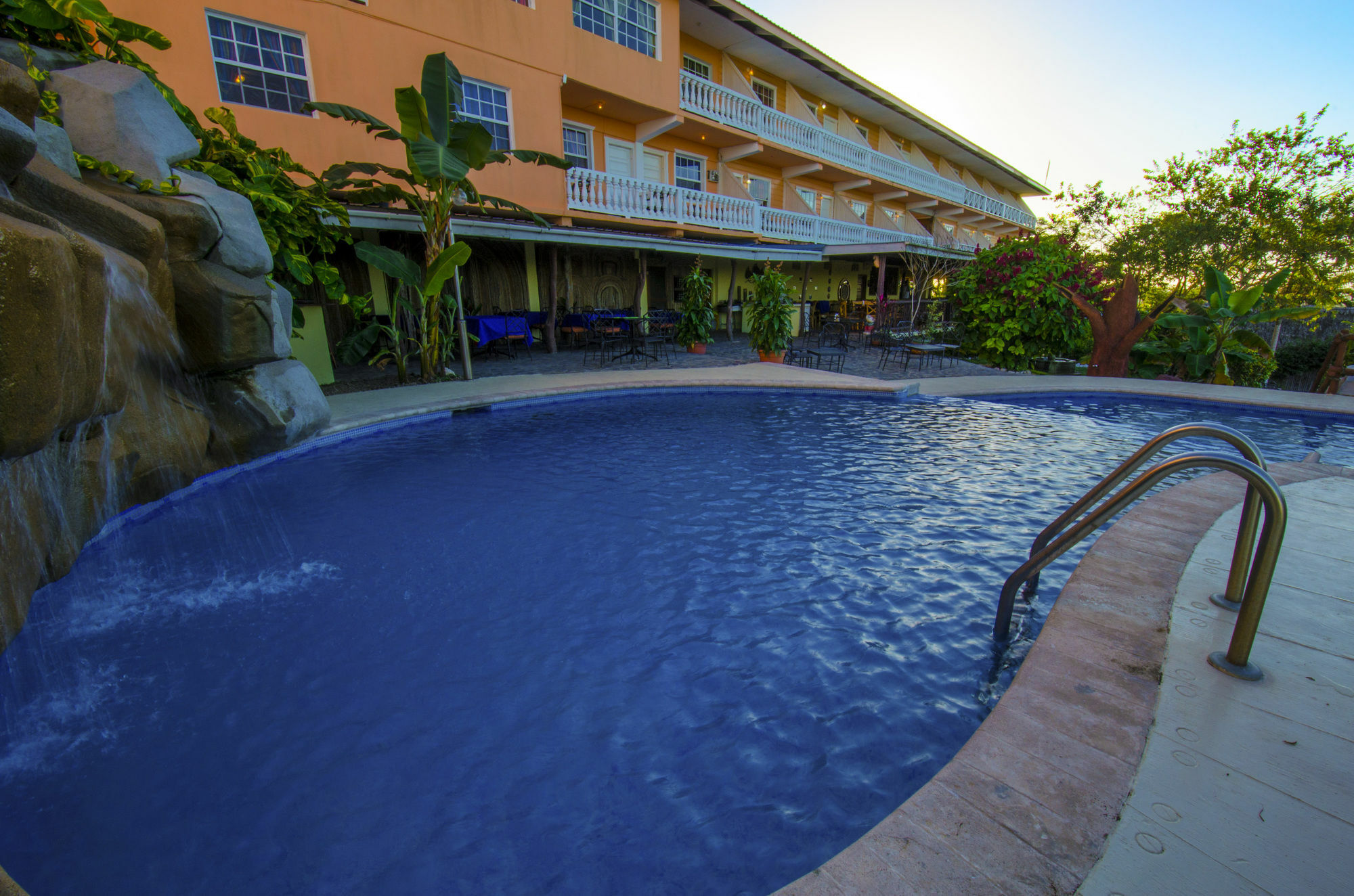 Cahal Pech Village Resort San Ignacio Buitenkant foto